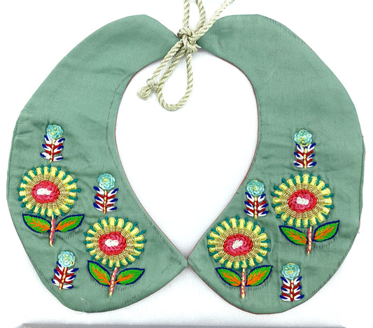 Flowered Collar